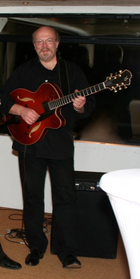 17x3 laminate, 24.75 scale, single set in pickup?-gaa-trio-kopie-jpg
