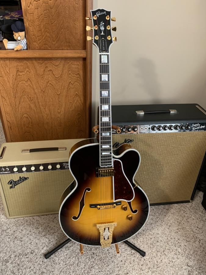 What guitar do you REALLY play?-463c0c40-3f47-4a31-a67a-e60ef3f34b0b-jpg