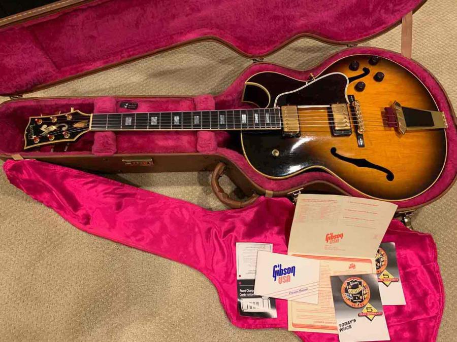 Dumb Questions on Playing a Gibson ES-175-es-775-jpg