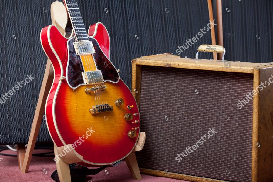 Vintage Gibson L-4 Advice-various-shutterstock-editorial-2605154r-jpg