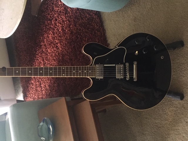 Show Me Your Black Archtop-335-jpg