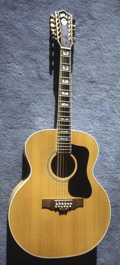 Tuning down guitars that are not played frequently?-guild-f-412_01-jpg