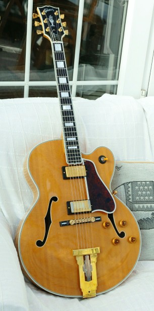 Demoing my new Gibson L-5 CESN from 1996-l5-sitting-sofa-jpg