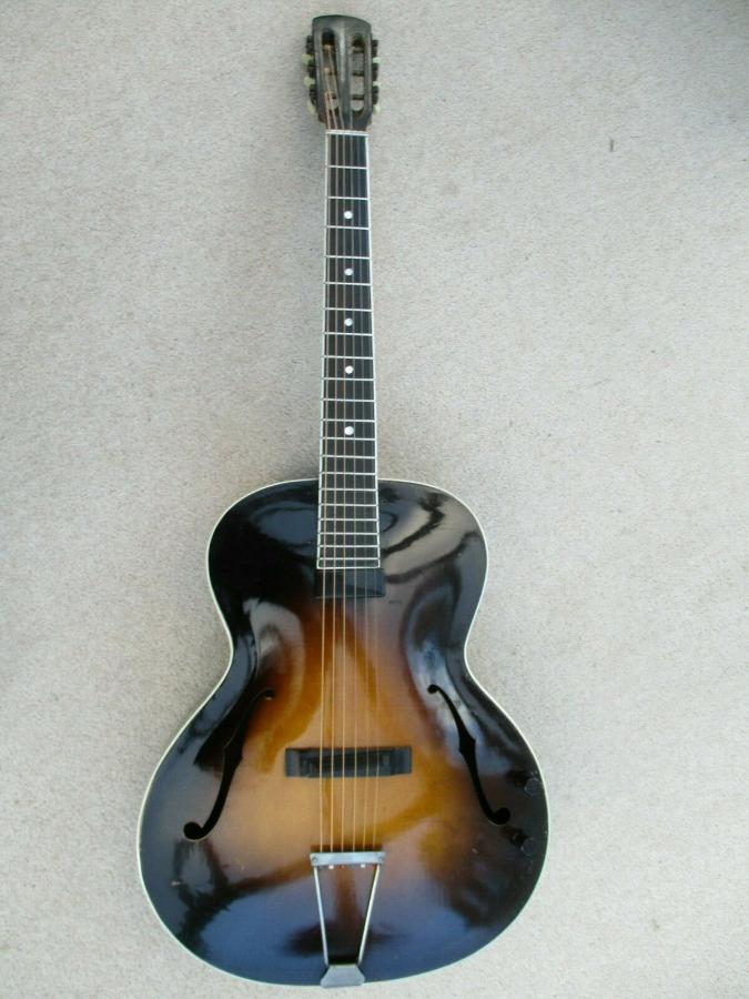 Help me identify this old archtop-schonbach_nn_29_01-jpg