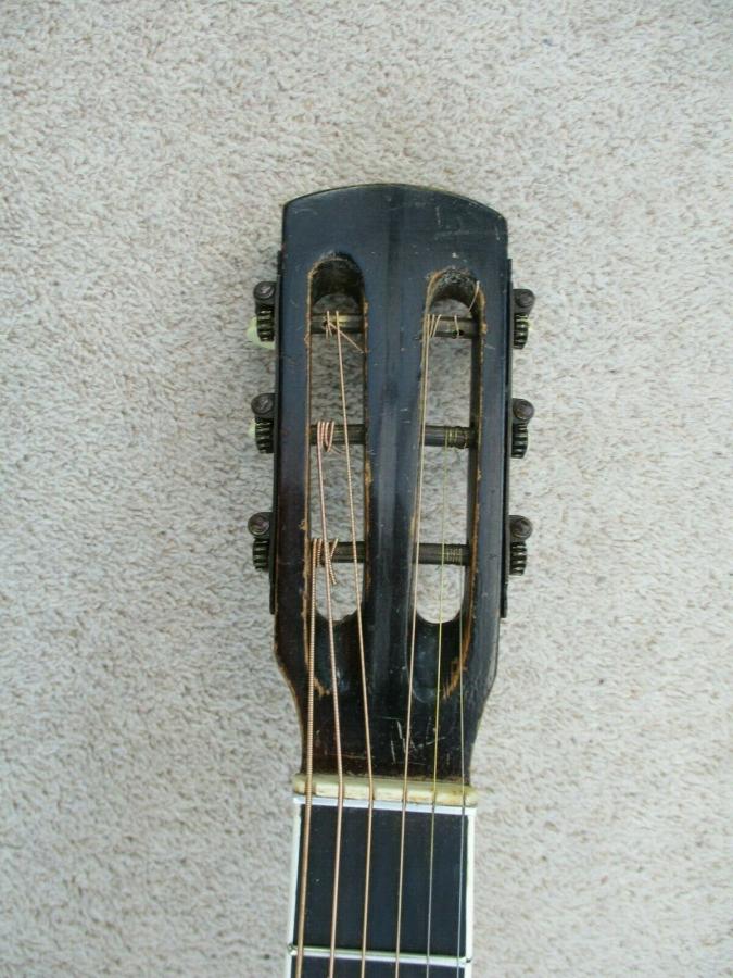Help me identify this old archtop-schonbach_nn_29_04-jpg