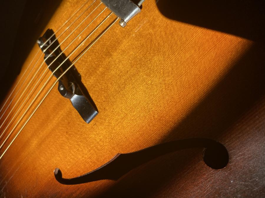 Gibson L-50 and Thumb Pain-img-9670-jpg