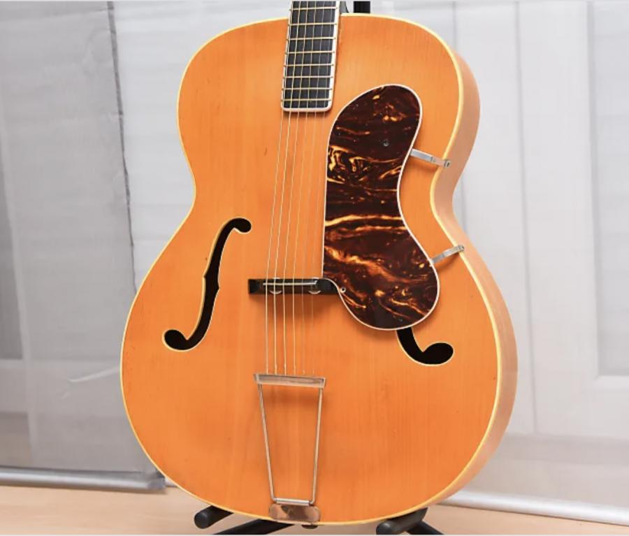 Interesting pickguard-screenshot-2020-10-02-21-42-22-jpg