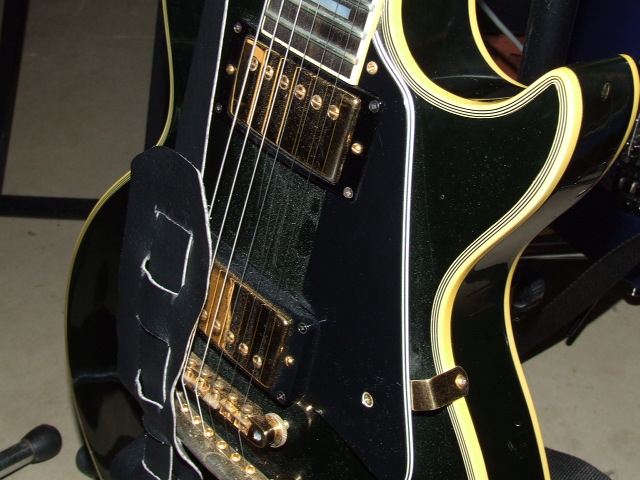 Show Me Your Black Archtop-74-les-paul-custom-jpg