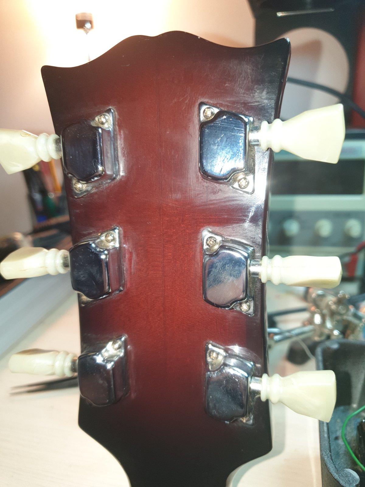 Japanese 175 type - is there something off?-03-headstock-jpg