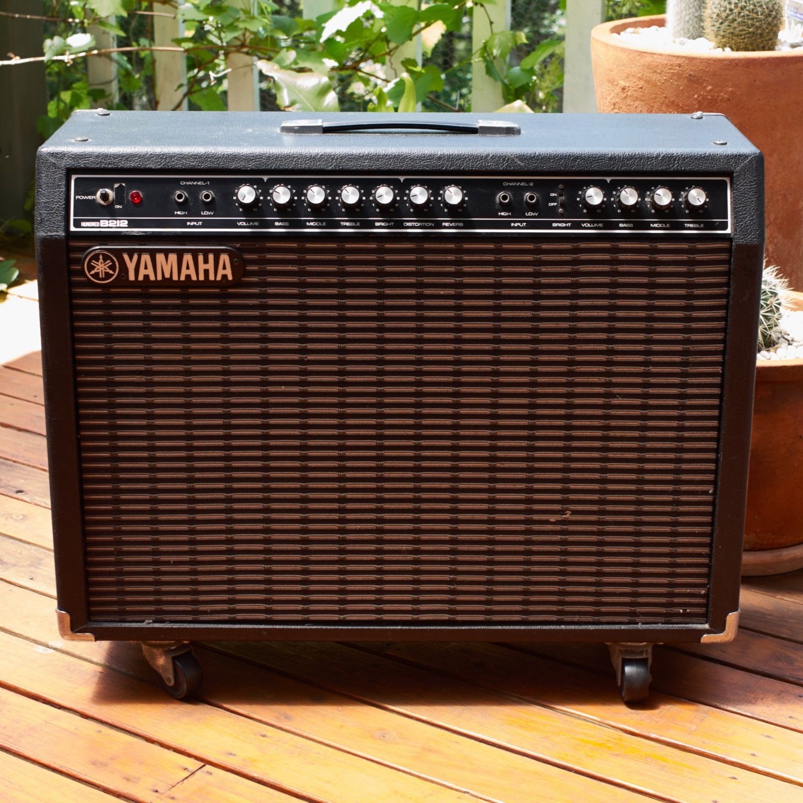 How Many Guitar Amps Do You Own?-yamaha-g100-jpg