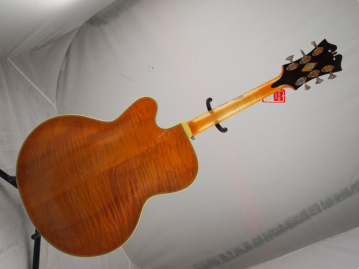 Strap Button on Johnny Smith's 1957 D'Angelico-johnny-smith-guitar-2-jpg