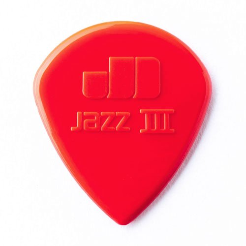 Why do jazz guitarists use small picks?-f8fe6573-e470-425a-9d6c-4c12e4cc532f-jpeg