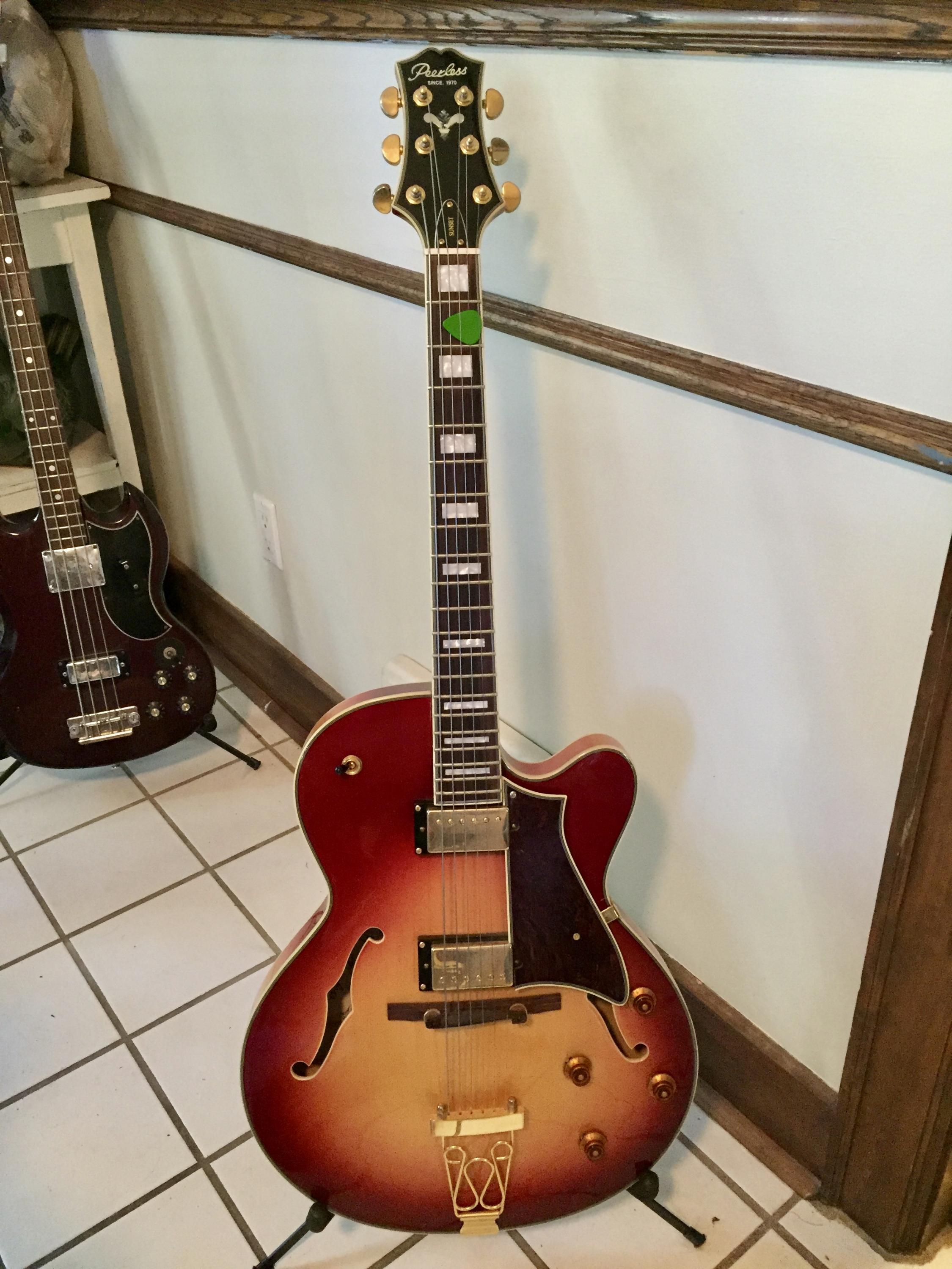Thin hollow body good quality "jazz" guitar-6a71b10a-23f1-41fc-9908-9be37cc2daae-jpg