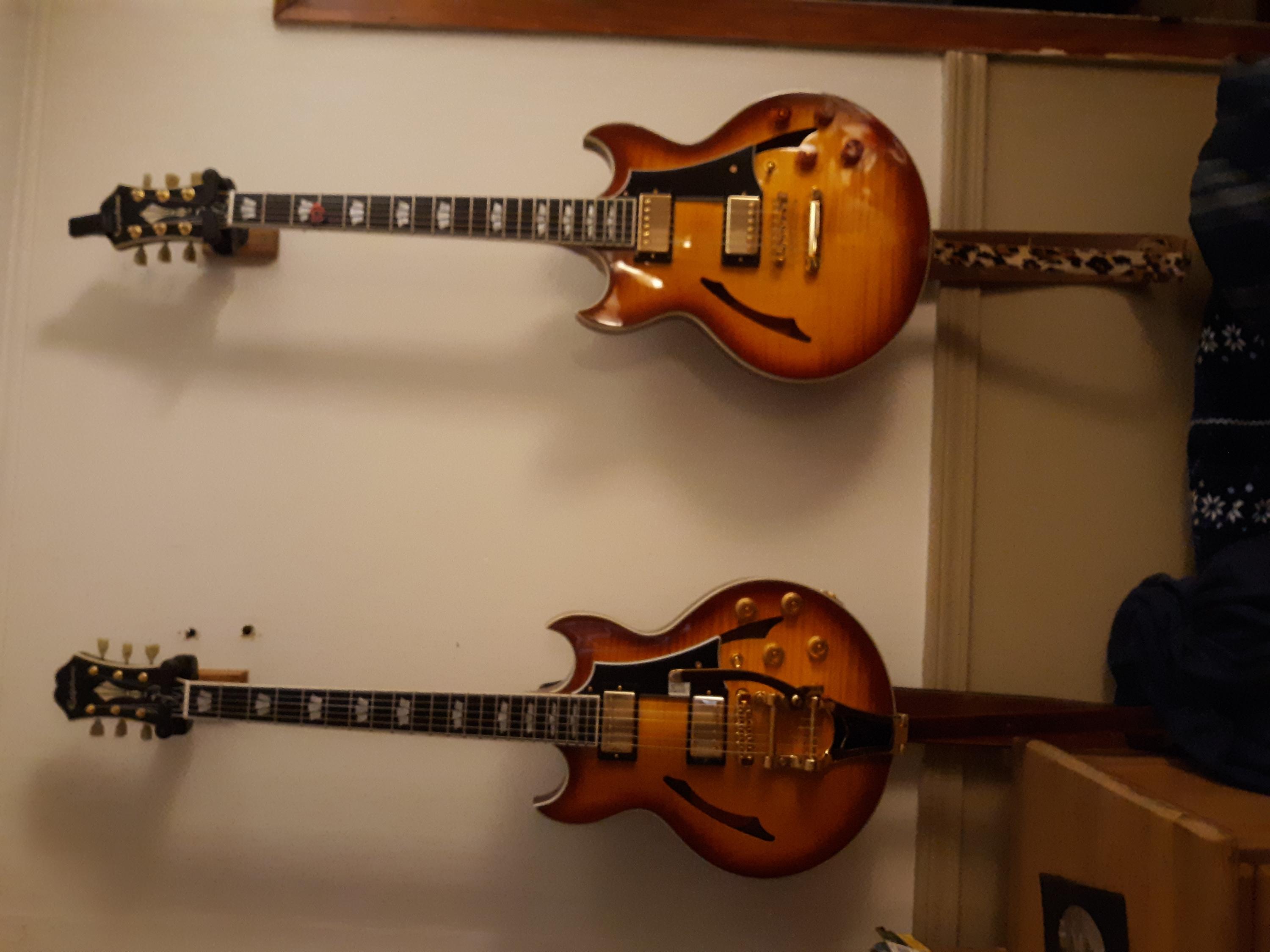 Difference between gibson es cheap 335 and 339