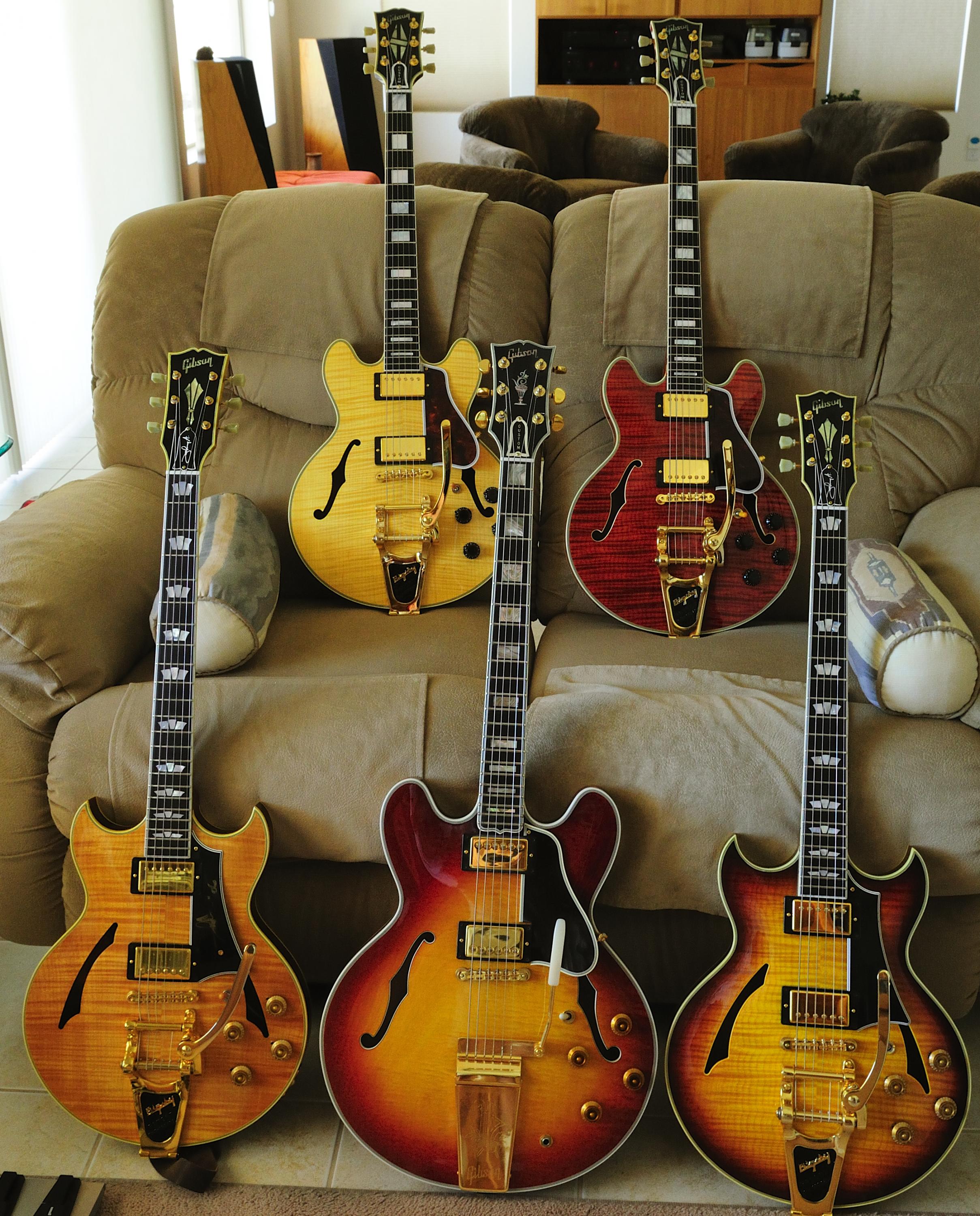 Difference between gibson 335 on sale and 339