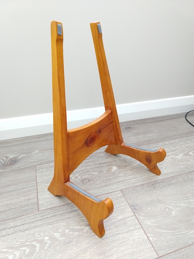 Wooden Guitar Stand (floor)-img_20201103_134657684-jpg