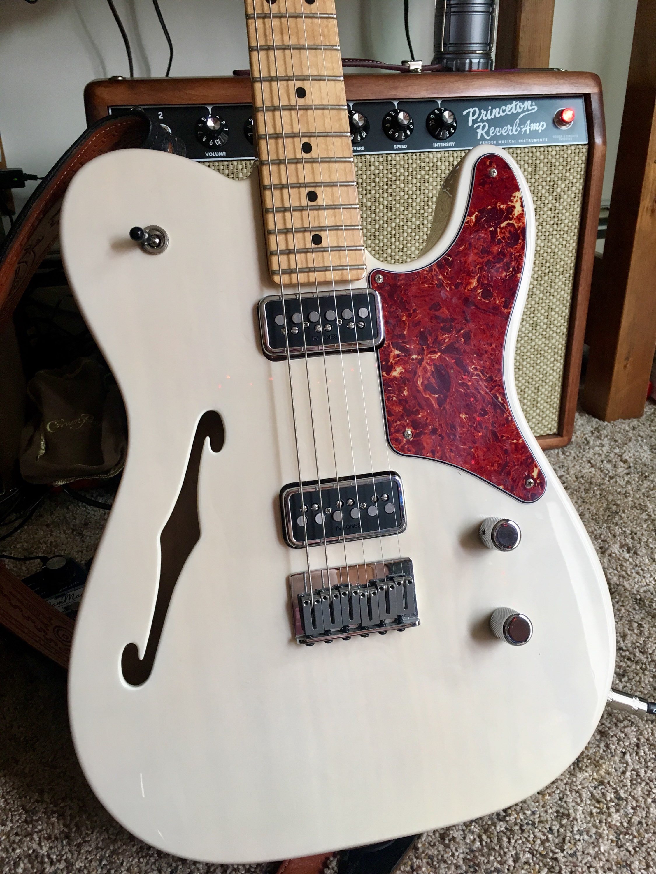 Jazz with Dynasonic Pickup  (video)-cabronita-t-armonds-jpg