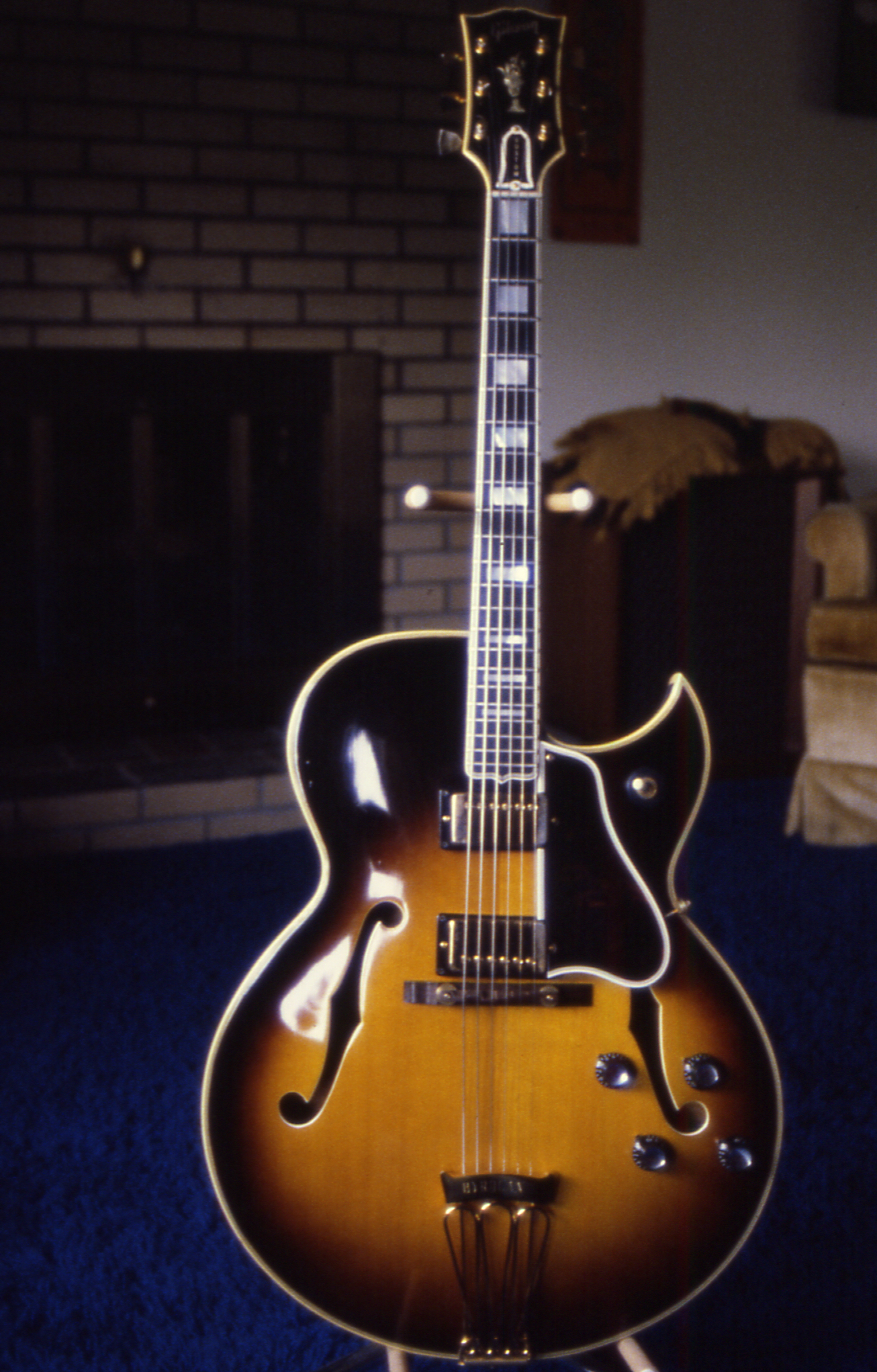 Is this a fake Gibson?-front-1966-2-jpg