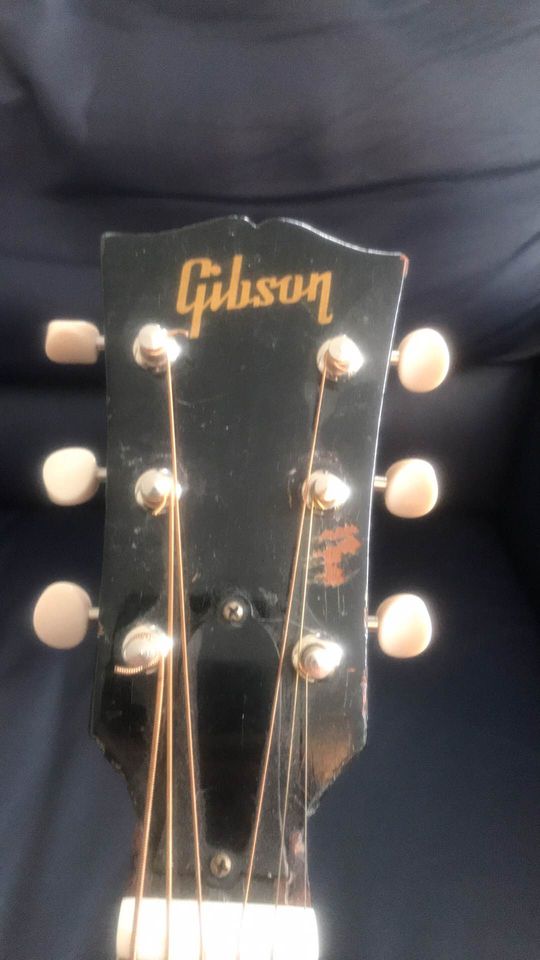 Gibson L-50-145925027_10159016522080996_2320854185746893678_o-jpg