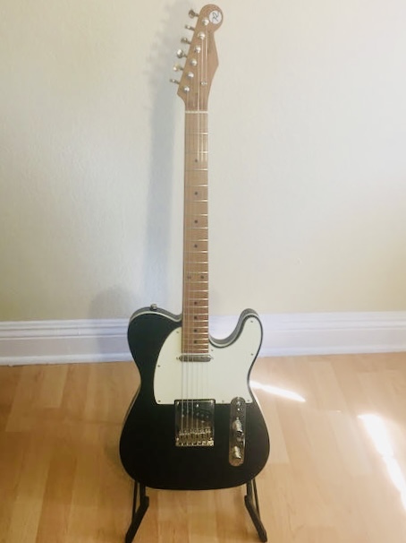 Guitar Smell-439704ed-ed4a-481d-a39d-bd209bb688cc-jpeg