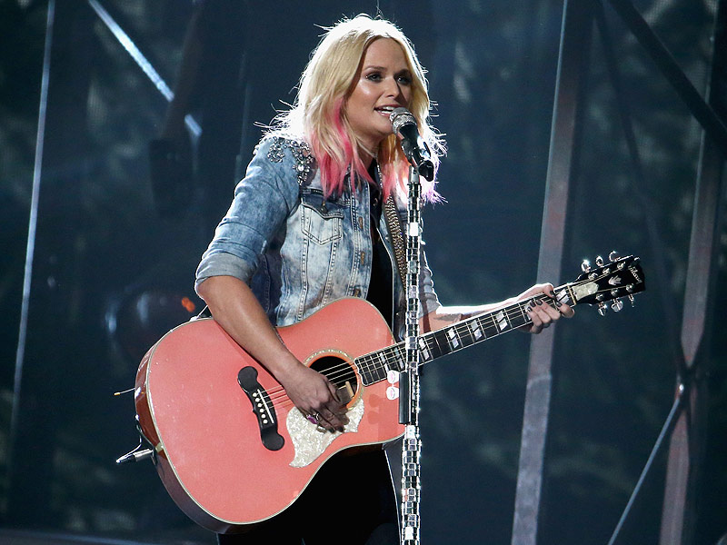 Green Heritage JS?-miranda-lambert-02-800-jpg