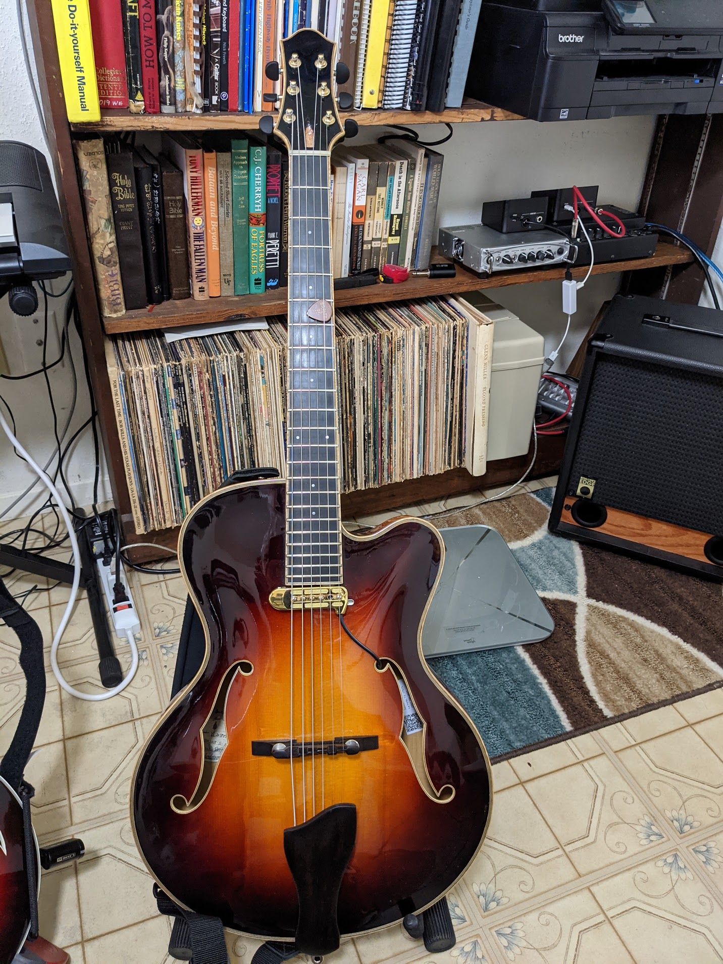 Mr Wu - Loar L-5?-pxl_20210211_181504950-jpg