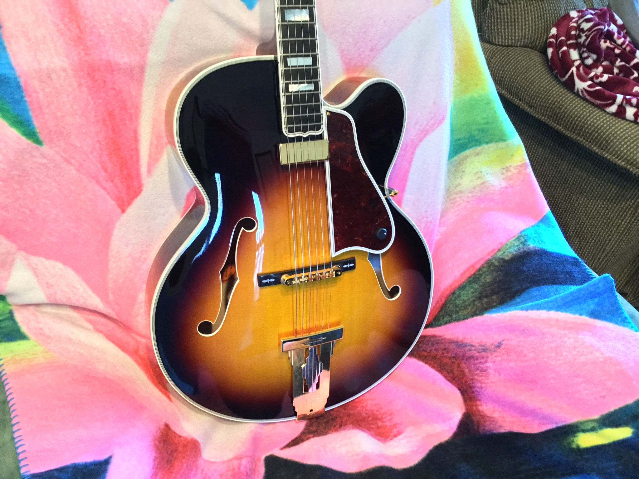 RIP Gibson Archtop guitar-b6528e1d-193b-4fb3-8633-9e46c331f598-jpeg