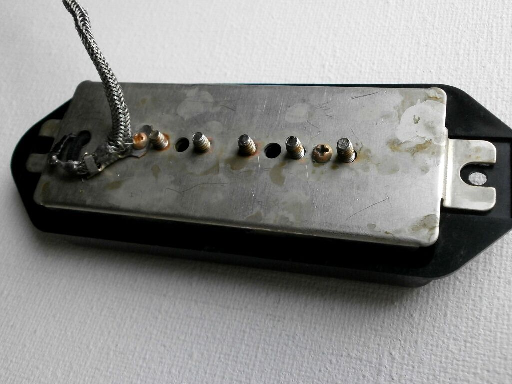 Humbuckers versus P90s in a carved archtop Page 2