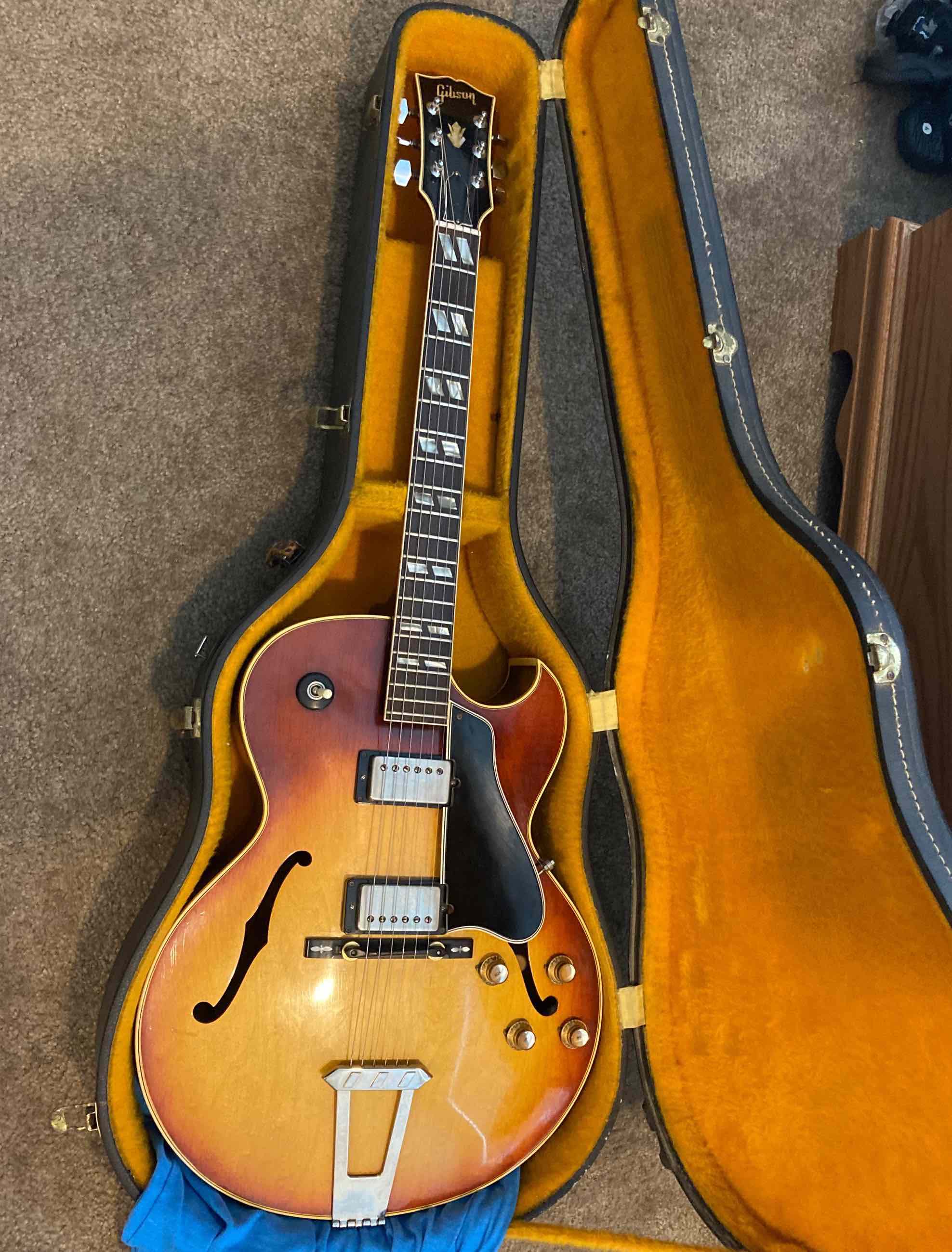 Photos - my early 65 Gibson ES-175D with bound headstock-e1a8e654-d368-4a8f-9692-d3e2c6966bd6-jpeg