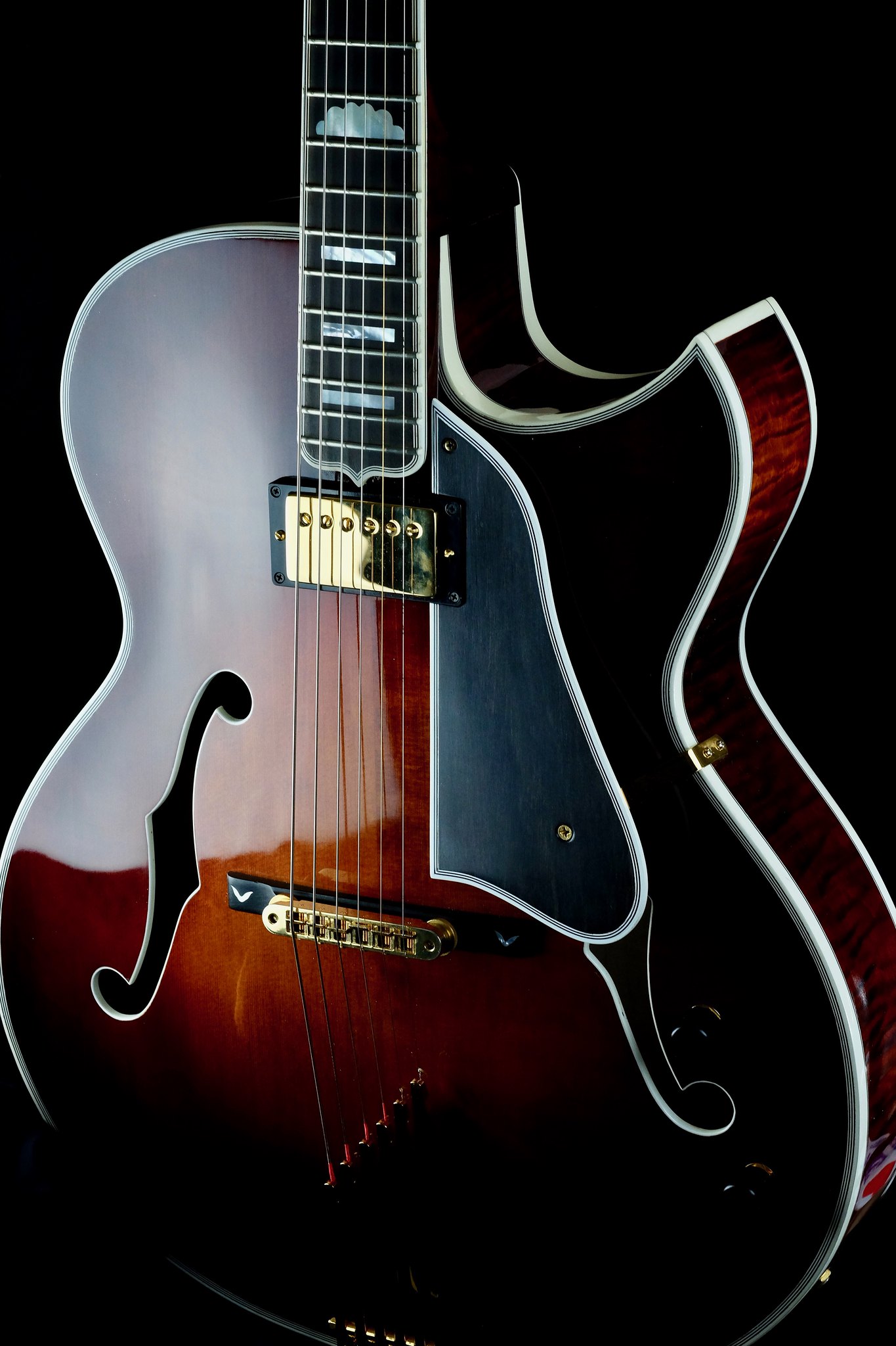 Two good things about Heritage guitars-e10bc471-3bd0-4a08-85db-bdb647674d6b-jpeg