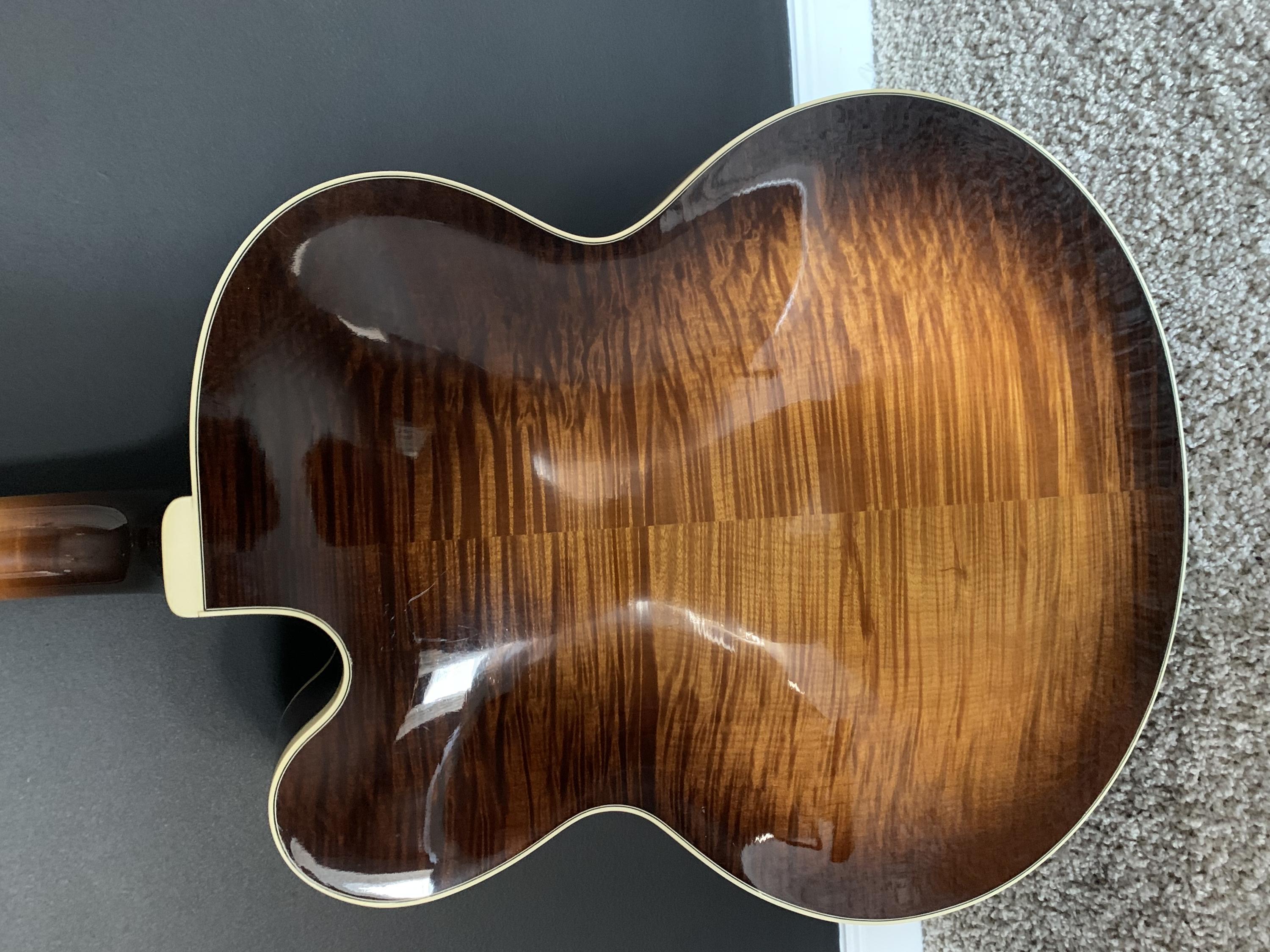 Gibson Super 400 - Sunken Top?-d276b42c-9637-456e-a39d-7d565b08df06-jpg
