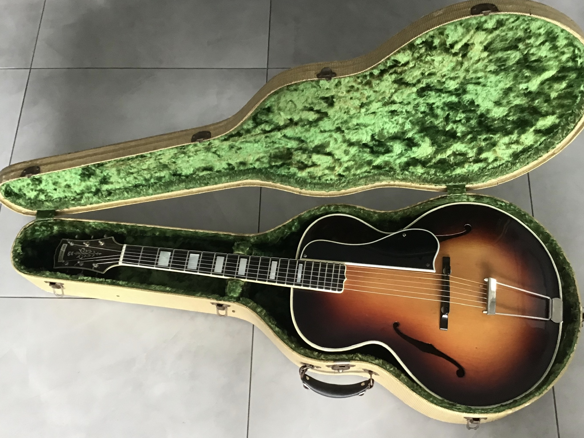 Anyone want to buy a Les Paul, like the very first one??-874e2889-ab98-46ac-81c6-ef80619e4c34-jpeg
