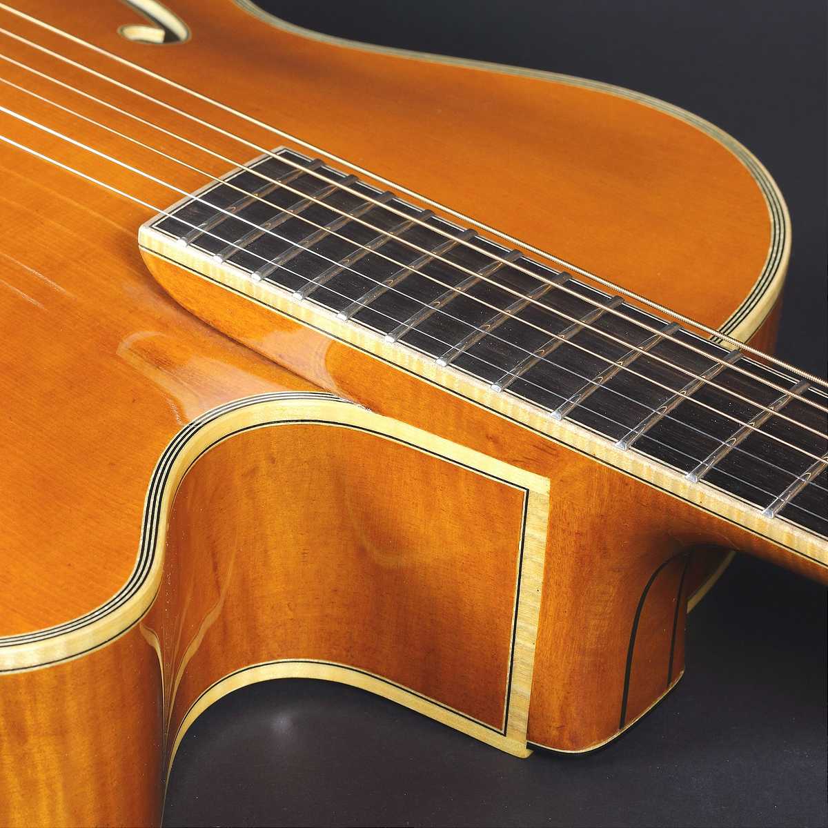 Eastman AR910C Uptown ACOUSTIC archtop-eastman-ar910c6-jpg