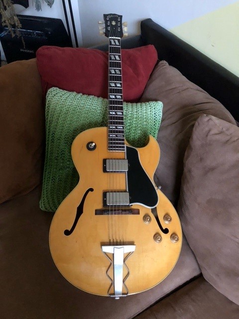Thoughts On This Near Immaculate 1951 Gibson ES-175-g13-jpg