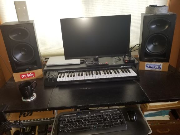 Yamaha Reface keyboards-workstaion-small-jpg