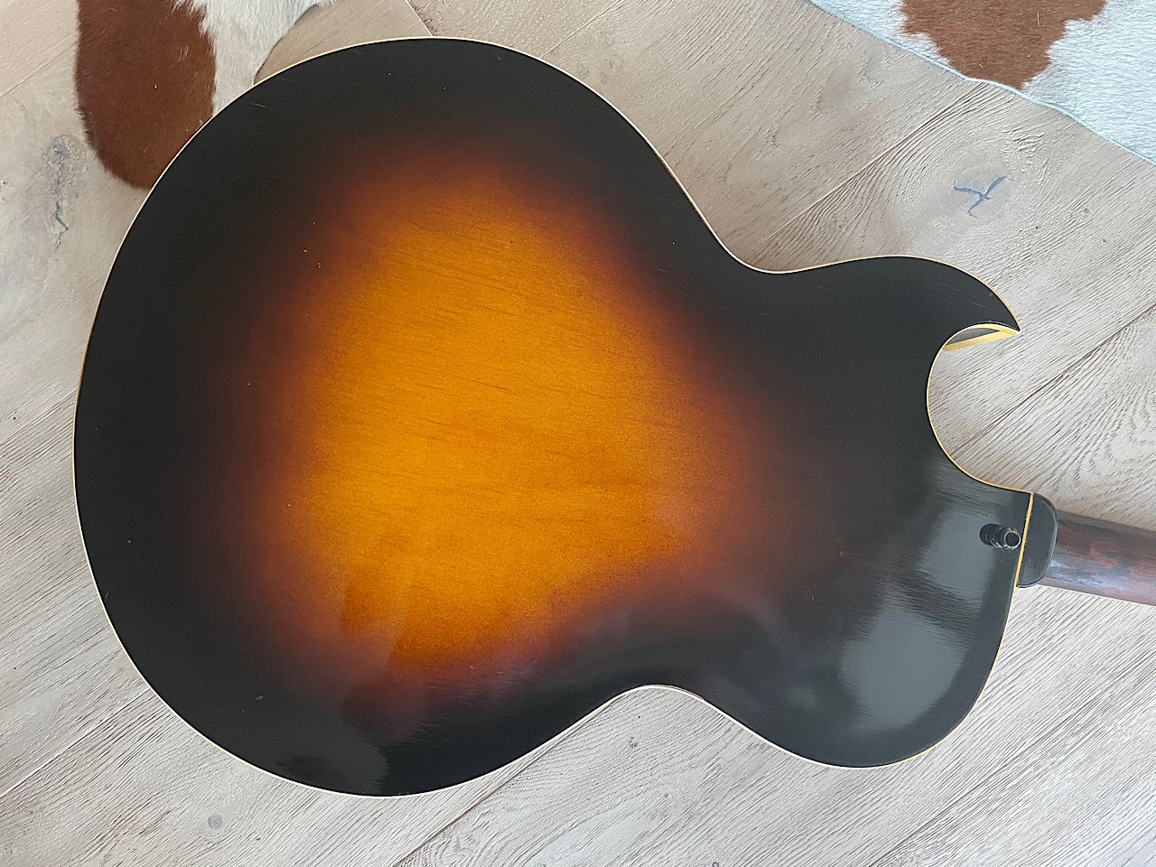 Finally Gibson ES-175 1954 in da house - how to brush it up and make it fit (for me)-11366e8d-d6d1-4047-8ed2-195125be122f-jpeg