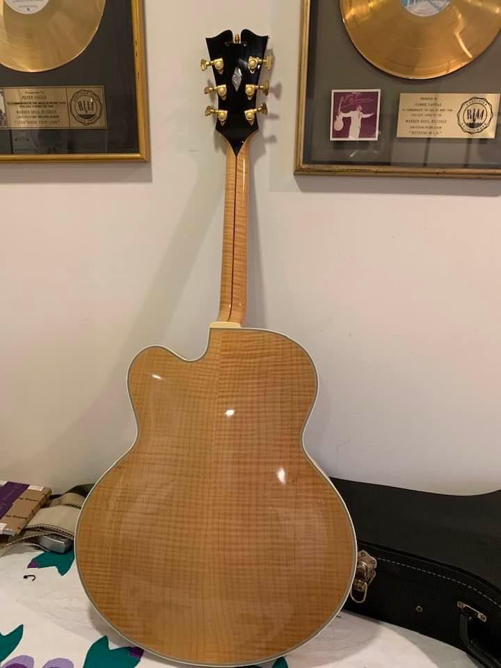 Heritage D'Angelico New Yorker-b0ecf1dc-d3cf-41c0-8e2c-9b39e3b5e20e-jpeg