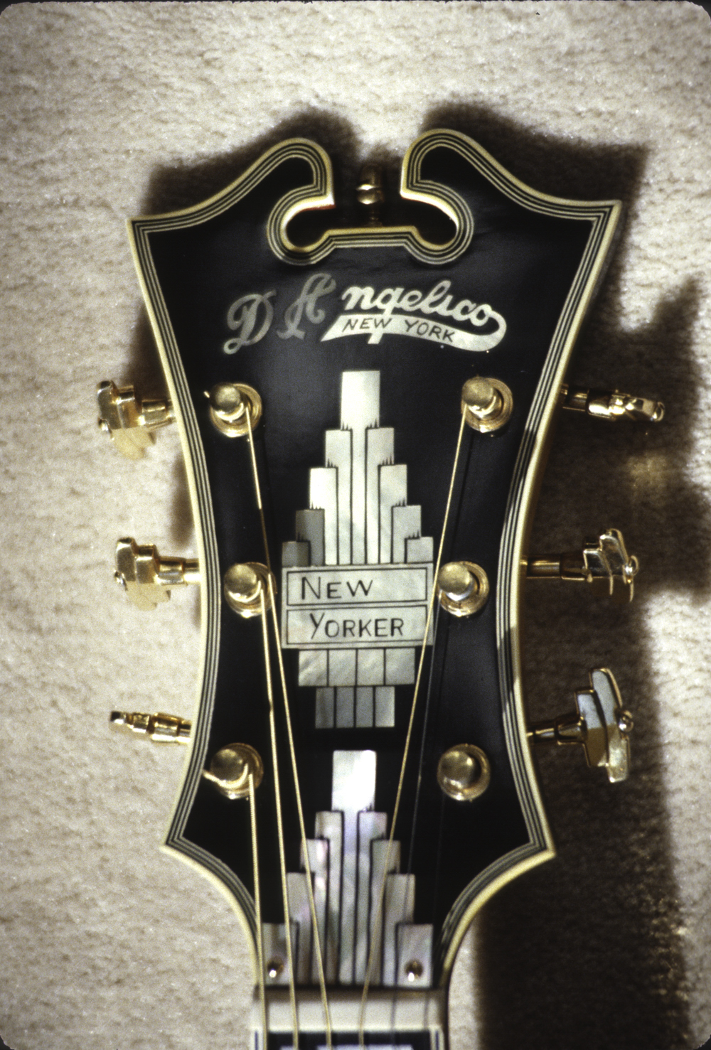 Heritage D'Angelico New Yorker-dangelico-copy-headstock-jpg
