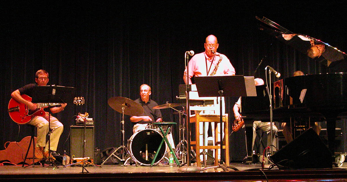 Future of jazz guitar amplification?-cactus-jam-2-jpg
