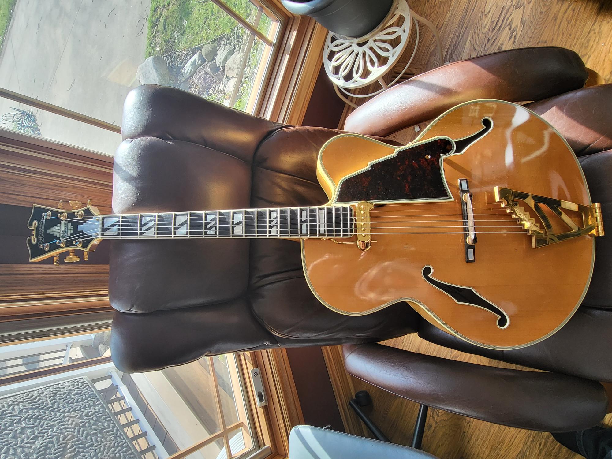 Heritage D'Angelico New Yorker-20220410_172650-jpg