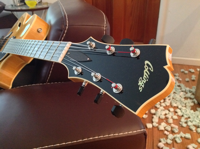 Unboxing Collings Eastside Deluxe-photo-7-jpg