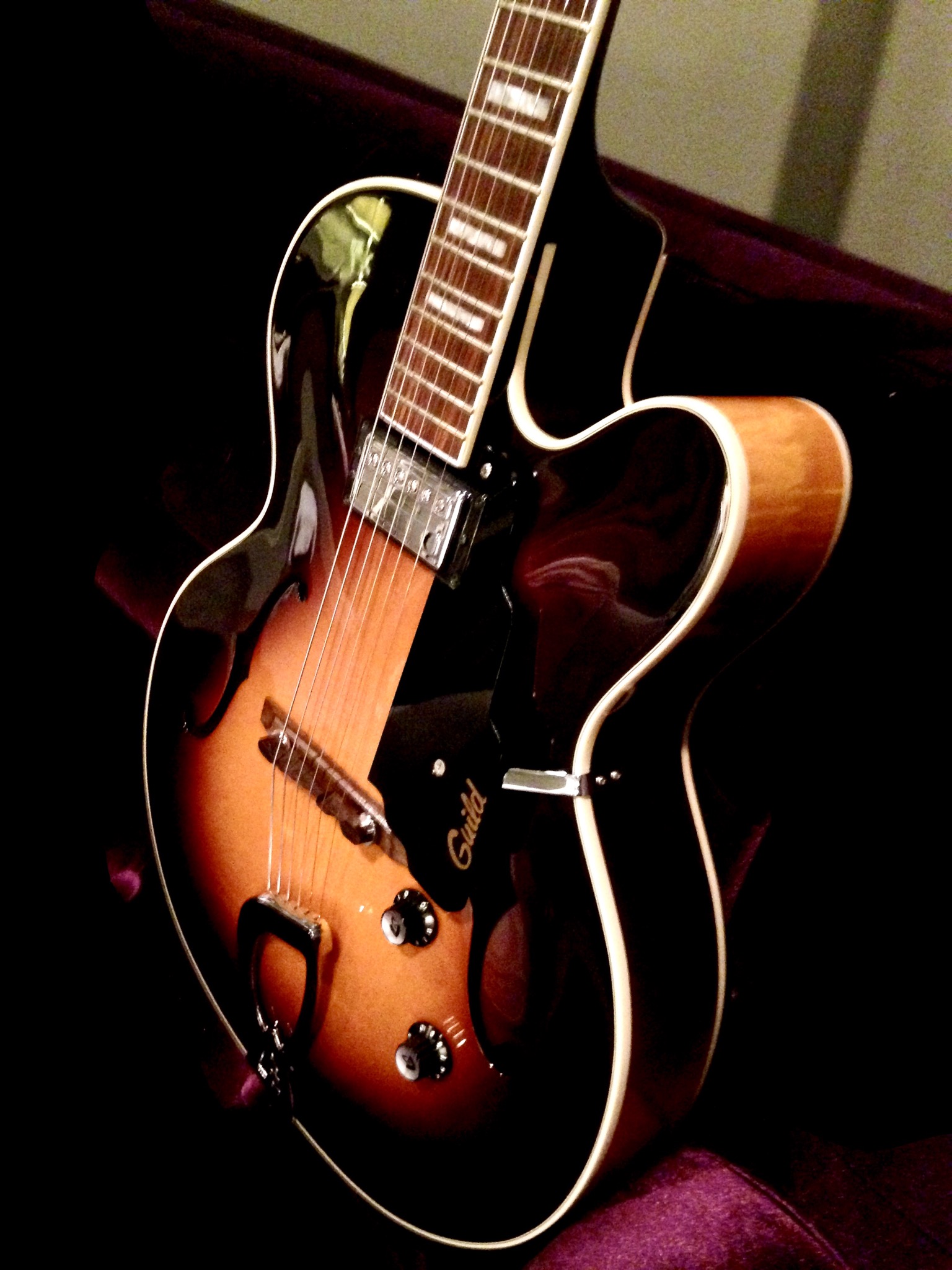 Archtops from days gone by...-334be65f-4867-4405-b9c0-5fdedfa30d9e-jpeg