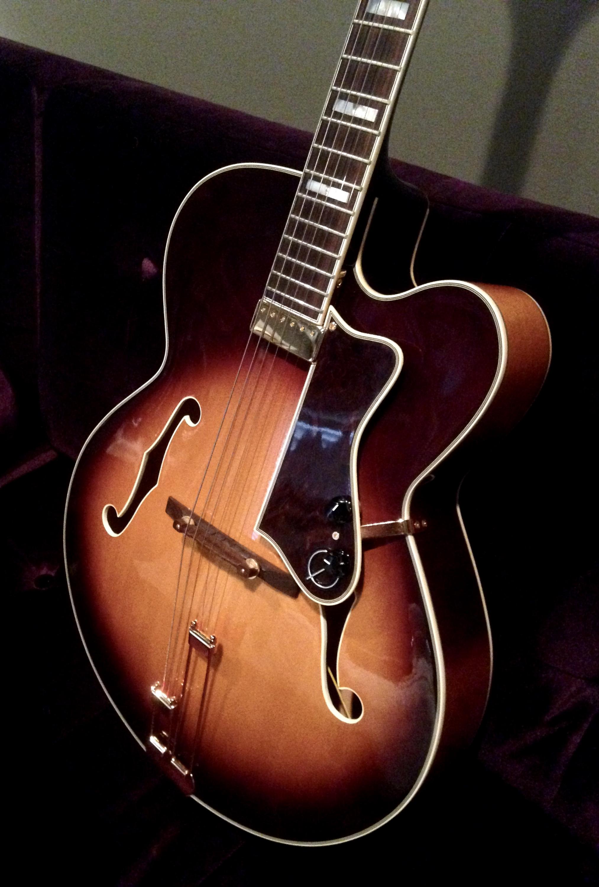 Archtops from days gone by...-6ea48f1d-c46b-4e75-be5c-90c054a888ad-jpg