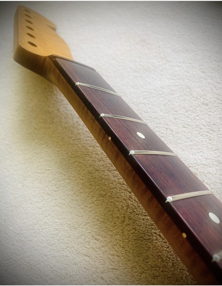 UK builder name needed for ES-275 type build but with wider neck.-97db755d-1cf0-4c5d-a8ee-8121341fa0f3-jpeg