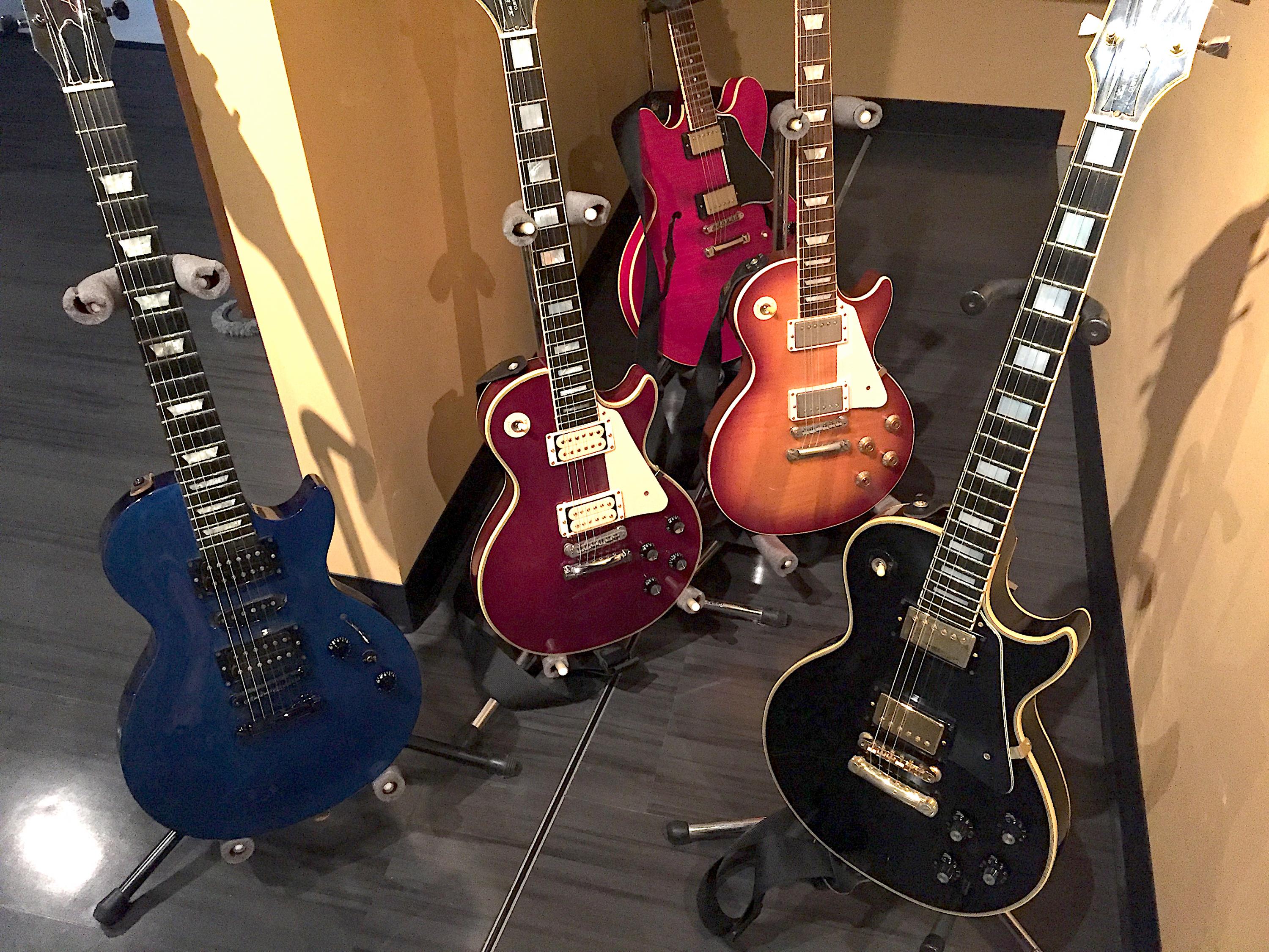 Gibson's Dreaded Norlin Era-gibson-les-paul-collection-jpg