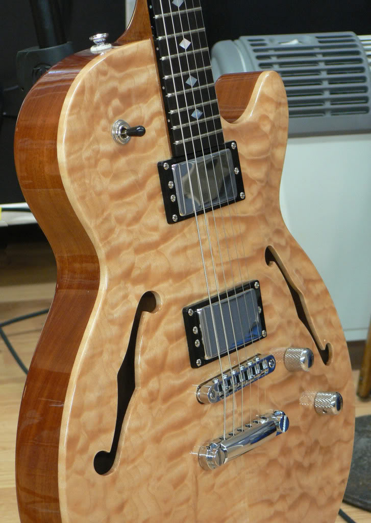 Is there a &acute;crisp&acute; semi hollow or hollow body guitar out there?-carvintopfigure-jpg