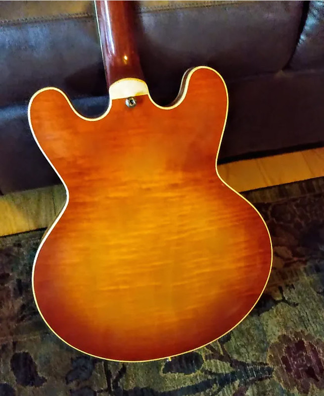 Acoustic Archtop - Vintage Gibson/Epiphone or Modern Luthier?-50346189888_a989fbf5f4_c-jpg