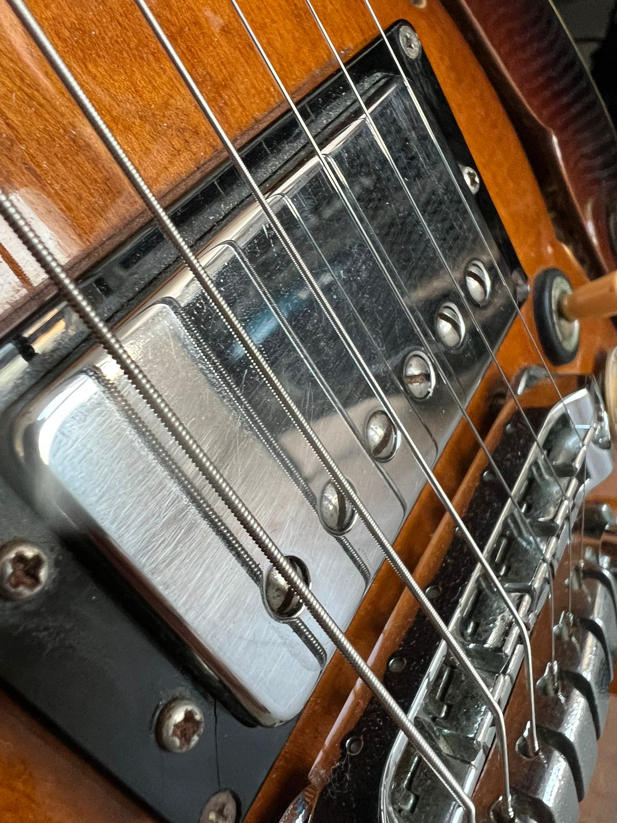 Opinion on vintage guitar repairs-whatsapp-image-2022-11-04-18-27-27-1-jpeg