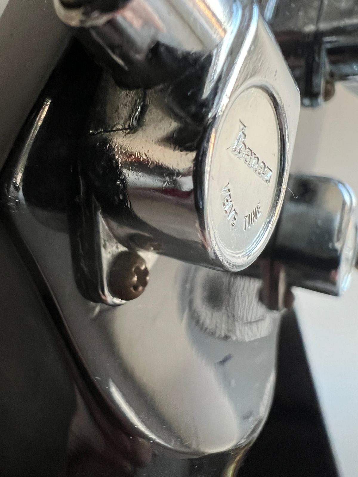 Opinion on vintage guitar repairs-whatsapp-image-2022-11-04-18-27-31-jpeg