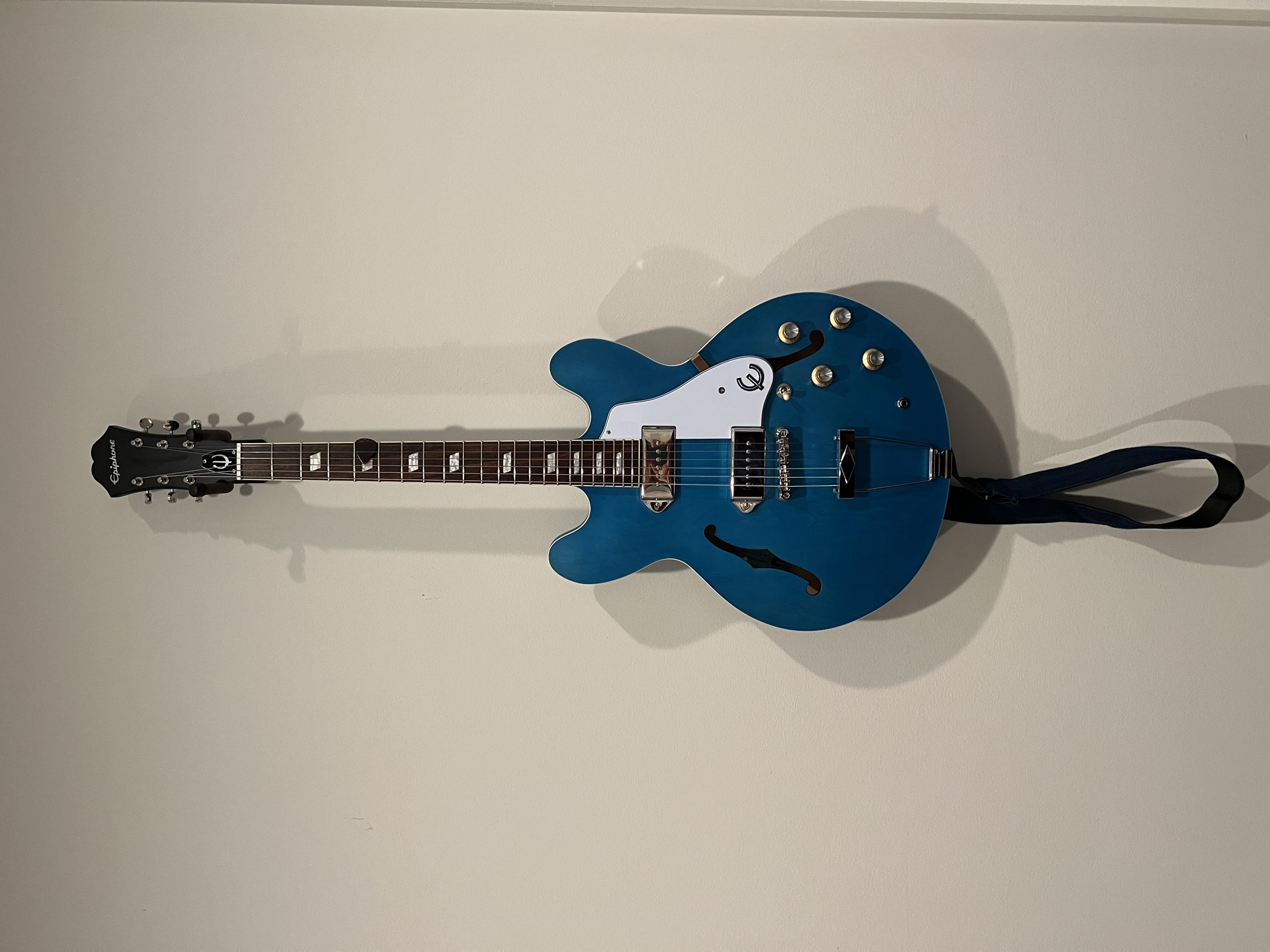 Epiphone Casino-869e746c-fc3e-4d6c-8819-89abb5618ae8-jpg